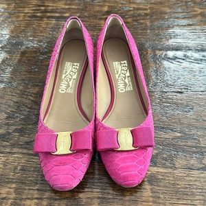 Salvatore Ferragamo Varina Ballet Flats come with box